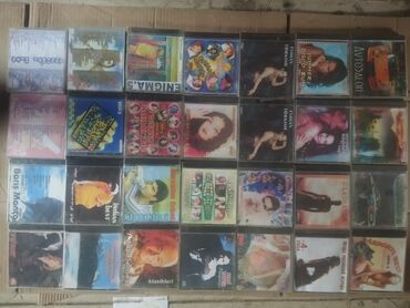 CD, DVD disklər və kassetlər: Kasset kolleksiyası – Azərbaycan və region estradası, toy musiqiləri — 8