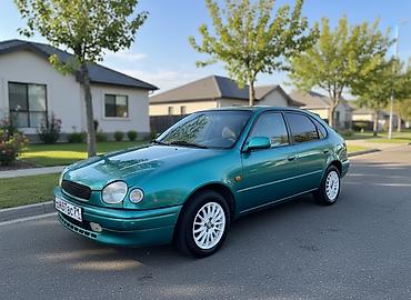 Toyota: Toyota Corolla: 1997 г., 1.6 л, Механика, Бензин, Хэтчбэк — 3