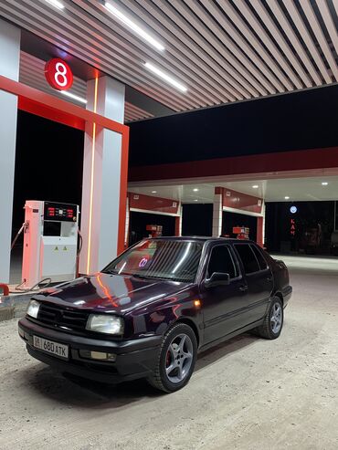 набор ключей профессиональный: Volkswagen Vento: 1994 г., 1.8 л, Механика, Бензин, Седан