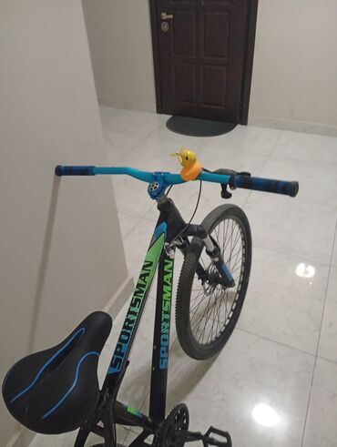 Elektrik velosipedlər: İşlənmiş Şəhər velosipedi 26", sürətlərin sayı: 32, Ünvandan götürmə