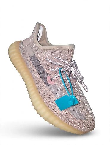 pepko papuce: Patike u Yeezy stilu, sa modernim pletenim gornjištem i — 2