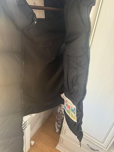 qara rəng: Moncler kişi yeleyi – qara rəng, yüngül və isti - Brend: Moncler — 3