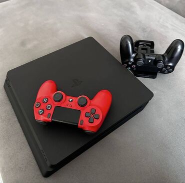 plestation 4: Sony playstation 4 slim 1TB. Mukemmel veziyyetdedi. Her hansisa bir