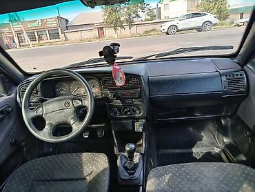 авто портер: Volkswagen Passat: 1996 г., Механика, Бензин, Седан — 4