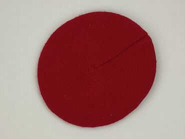 Hat, Female, condition - Very good