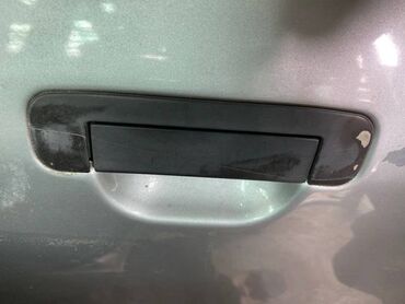 купить широкий бампер гольф 2 бу: Ручка двери внешняя Audi A4 B5 1.6 БЕНЗИН 1999 задн. лев. (б/у)