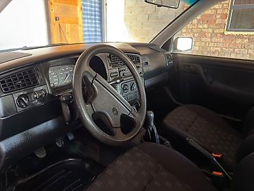 обвес гольф 3: Volkswagen Golf: 1993 г., 1.8 л, Механика, Бензин, Хэтчбэк — 9