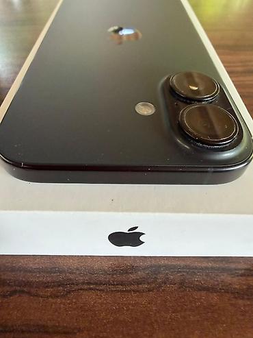 Apple iPhone: Apple Iphone 16 128gb u fabrickom stanju ✓Boja Crna  ✓Nikada nije — 14