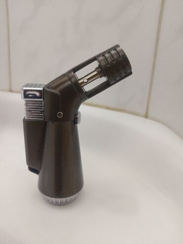 Qəlyan, vayp və aksesuarları: 🔹 Jet Alovlu Yandırıcı (Torch Lighter) 🔹 ✅ Güclü jet alov – küləkdə