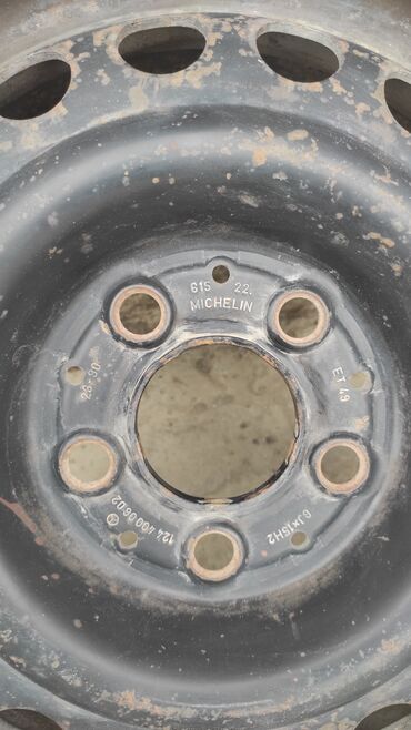 Disklər: 15 diametri Mersedes markalı avtomobil üçün disk. Təmiz zavod — 5