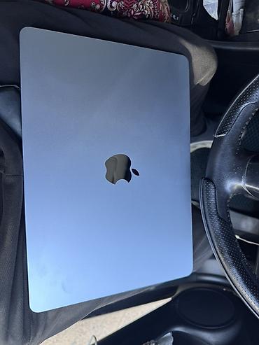 Apple MacBook Air 13.6" (M5, 2027) - Модель: MacBook Air 13.6"