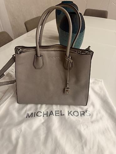 Michael Kors qadın əl çantası - Rəng: taupe/boz-bej - Material lalafo.az -da Michael Kors qadın əl çantası - Rəng: taupe/boz-bej - Material