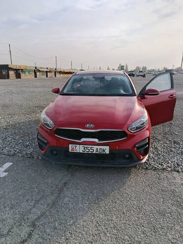 Kia: Kia K3: 2018 г., Седан — 5