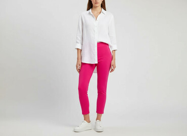 new yorker krótkie spodenki dresowe: 3/4 Trousers for women, size S