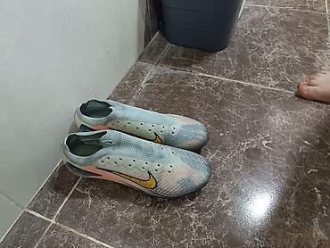 Butslar: Butslar Nike, Ölçü: 39, İşlənmiş — 2