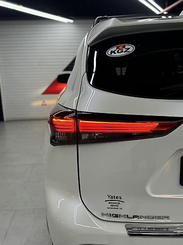 Toyota: Toyota Highlander: 2020 г., 2.5 л, Гибрид — 7