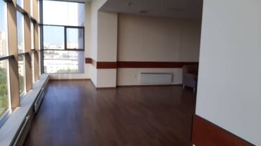 Офисы: Продаю Офис 80 м², С ремонтом, Без мебели, Бизнес центр, 12 этаж