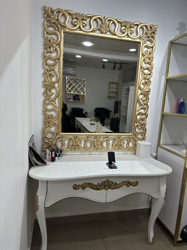 Salon, tibbi mebel dəsti: Premium salon mebeli və avadanlıqları komplekti Tərkib: - Pedikür — 19