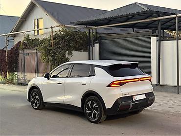 uni z changan: Changan Qiyuan Q05: 2026 г., Автомат, Электромобиль, Кроссовер — 4