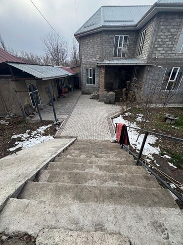 Долгосрочная аренда домов: 250 м², 4 комнаты — 19