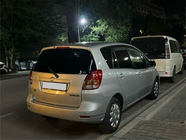корола: Toyota Corolla Verso: 2003 г., 1.5 л, Автомат, Бензин, Универсал
