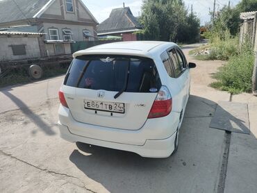 Honda: Honda Fit: 2001 г., 1.3 л, Автомат, Бензин, Хэтчбэк