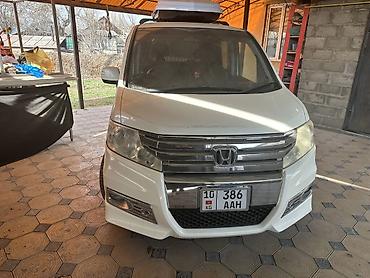 Honda: Honda Stepwgn: 2011 г., 2 л, Вариатор, Бензин, Минивэн — 3