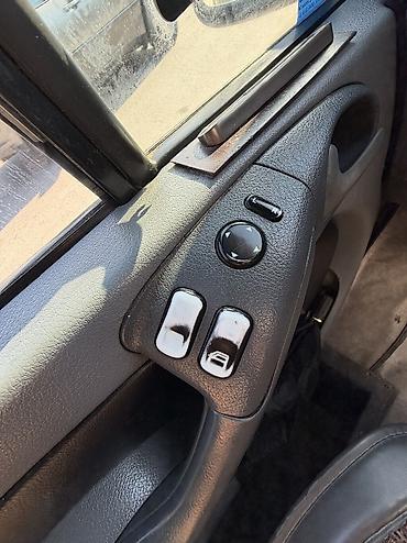 бартовой спринтер: Mercedes-Benz Спринтер: 2006 г., 2.2 л, Механика, Дизель, Бус — 5