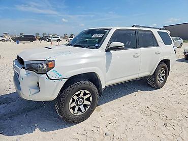 space runner: Toyota 4Runner: 2021 г., 4 л, Автомат, Бензин — 3