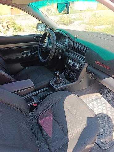 чехлы бу: Audi A4: 1996 г., 1.6 л, Механика, Бензин, Седан — 4