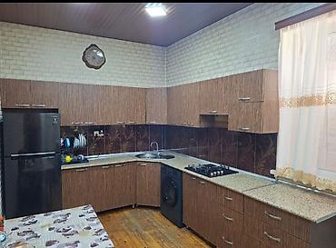 Metbex mebeli tecili satılır 2.90x3.40 moyka verilir Qiymet 350