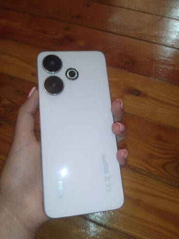 Redmi 13, 256 GB, rəng - Ağ, Zəmanət