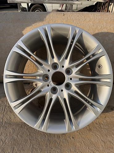 17 şam disk: BMW 18 lik .maden in germanya.ideal veziyetdedi.kamplekti 600 azn - — 1