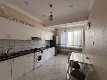 Uzunmüddətli kirayə mənzillər: 28 May metrosunun 2-ci çıxışında, yeni tikili, 14 mərtəbəli binanın — 6