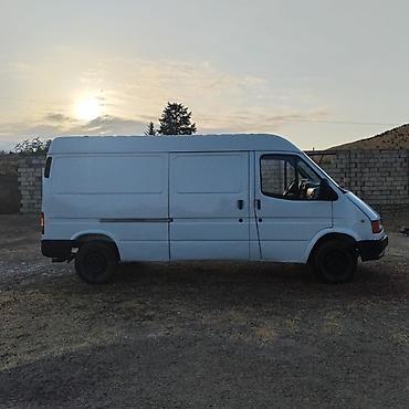 mercedes benz 208 d: 2.5 sade motor sade nasos ideal vezyetdedi yag azalmasi yoxdu peredok — 5