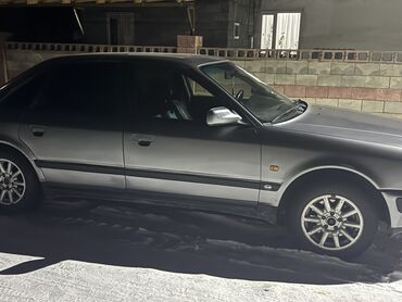 Audi: Audi S4: 1993 г., 2.3 л, Механика, Бензин