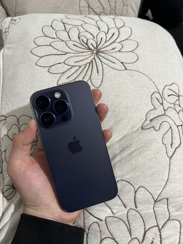 Apple iPhone: IPhone 14 Pro, Б/у, 256 ГБ, Deep Purple, Защитное стекло, Чехол, Кабель, 79 % — 1