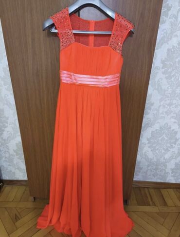 Ziyafət donları: Zərif ziyafətlik donlar dəsti 1) Nanə yaşılı uzun don - Üst hissəsi — 7