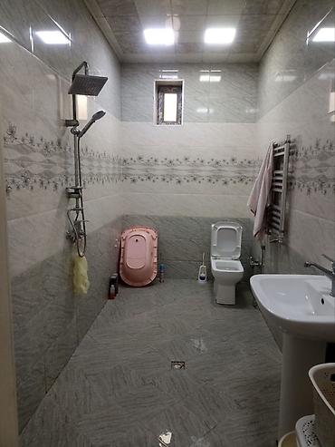 Otaqların satışı: Ancaq Whatsapp’a yazın! 3 otaqlı mənzil eşyasız satılır, 8 sot, 130 — 9