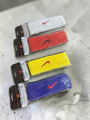 head: Спортивная повязка на голову Nike Graphic Headband. Мягкая эластичная — 1