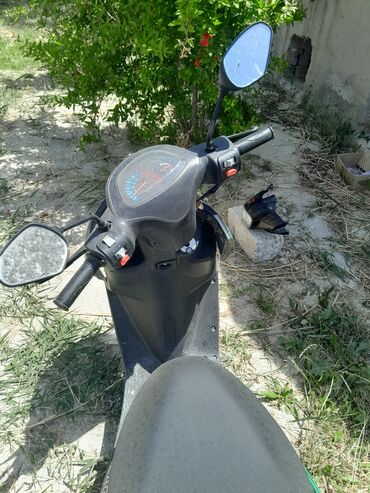 moped tekeri: Zaza - ZIQZAQ, 50 sm3, 2023 il, 667 km
