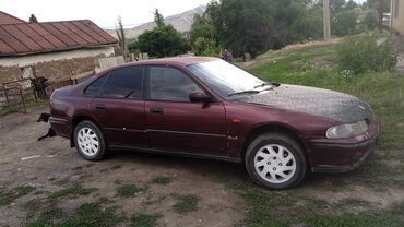 продаю машину в рассрочку: Honda Accord: 1993 г., 2 л, Механика, Бензин, Седан