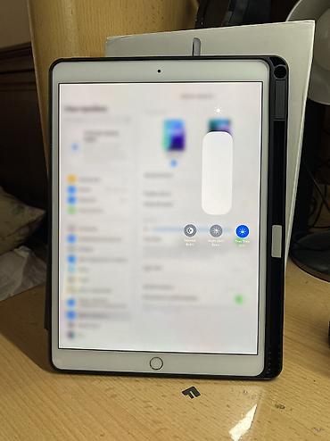 Планшеты: Планшет, Apple, память 64 ГБ, 10" - 11", Wi-Fi, Б/у, Детский цвет - Черный — 5
