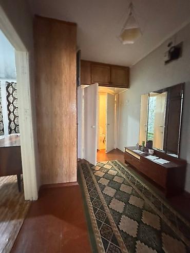 чоктал комната: 2 комнаты, 52 м², 105 серия, 1 этаж — 1