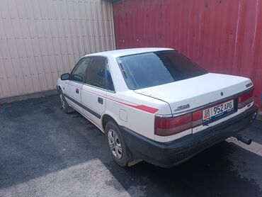 Mazda: Mazda 626: 1991 г., 2 л, Механика, Бензин, Седан