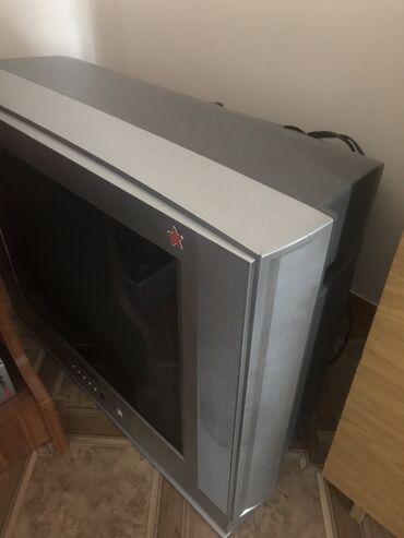 samsung 42 lcd: Продаётся телевизор в отличном состоянии