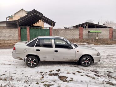 авто чихол: Daewoo Nexia: 2008 г., 1.5 л, Механика, Газ, Седан