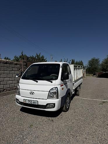 Транспорт: Легкий грузовик, Hyundai, Стандарт, 1,5 т, Б/у — 1