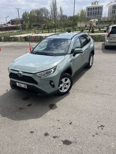Toyota: Toyota RAV4: 2021 г., 2.5 л, Автомат, Гибрид, Кроссовер