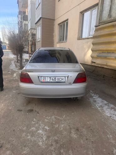 авто 500000: Продается Honda Accord в серебристом цвете. Это седан с просторным